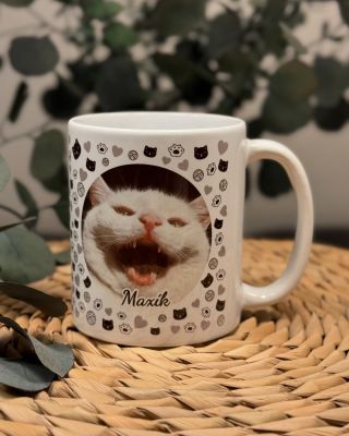 Mazlíček + hrnek = dokonalý dárek! 🐾❤️ Jak by vypadal hrnek s vaší kočičkou? 🖤 Tento typ hrnečku najdete zde:...